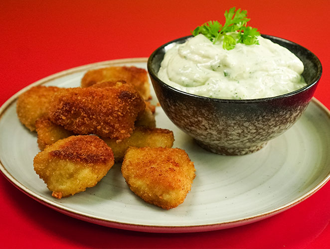 Nuggets al sartén con salsa de ajo receta