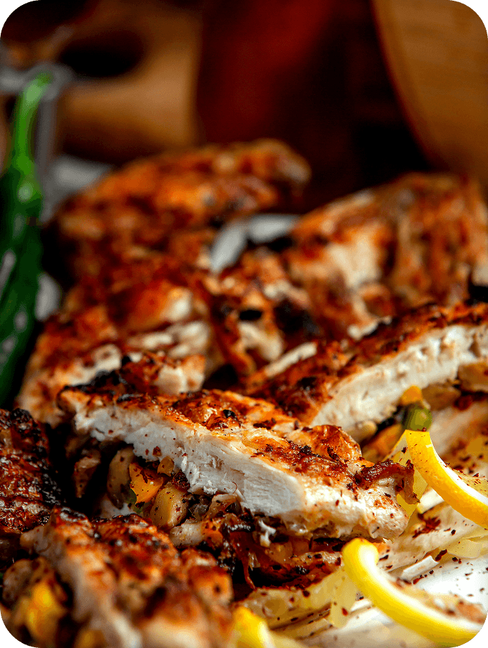 Pollo a la parrilla para un asado con amigos
