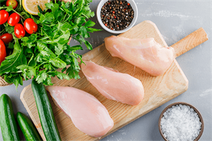 ¿La pechuga de pollo es una carne magra?