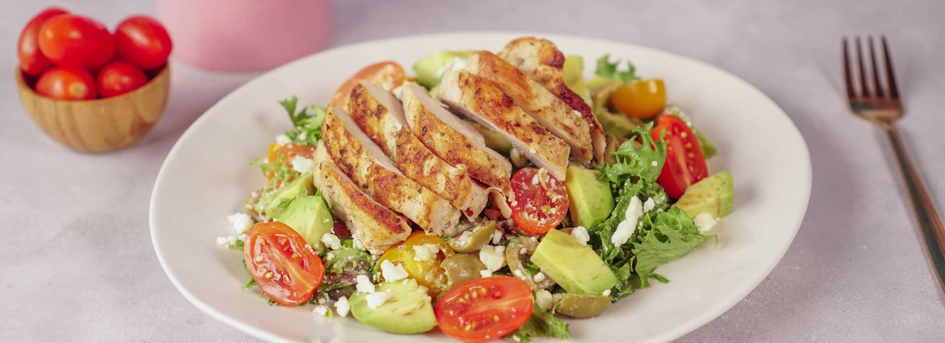 Ensalada de tomates y aceitunas