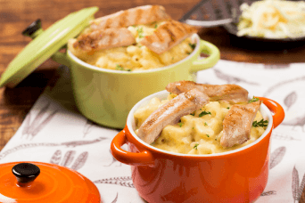 Receta de contramuslos a la parrilla con macarrones y queso