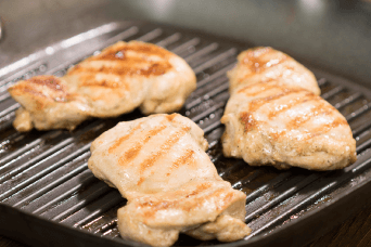 Receta de macarrones a la parrilla con salsa 3 quesos