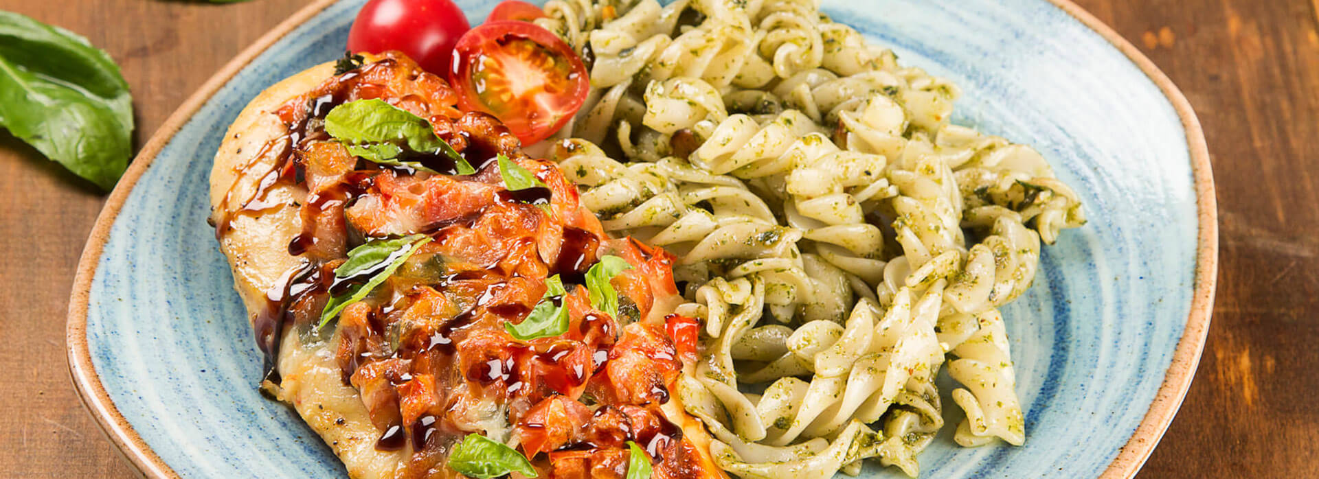 Cómo preparar pechugas de pollo caprese