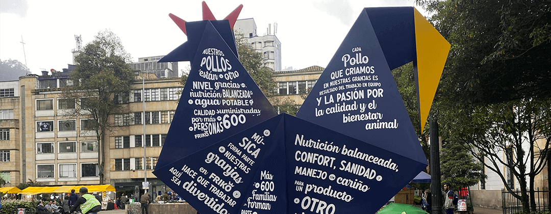 escultura-de-pollo-banner-medio