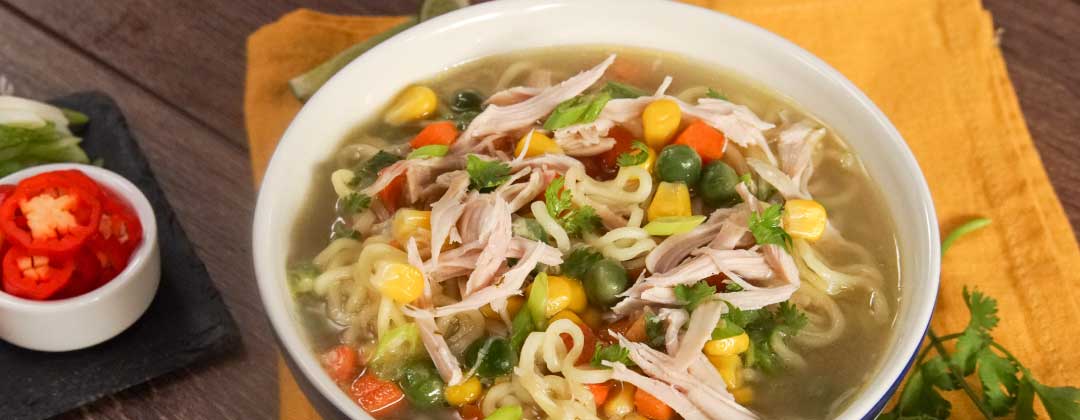 sopa-con-pollo-banner-medio